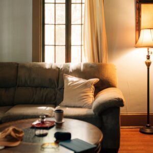 Lampa podłogowa Edda — Velmora Home